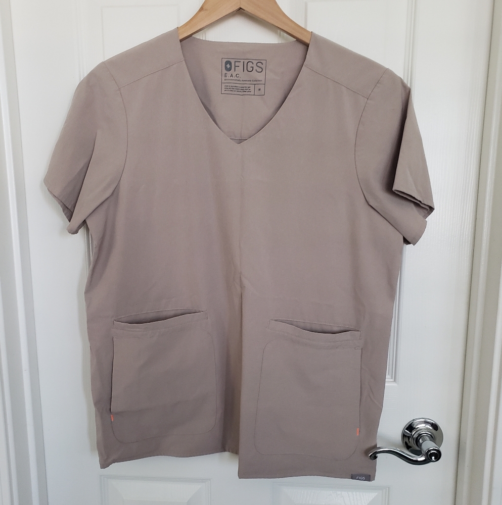 FIGS scrub top